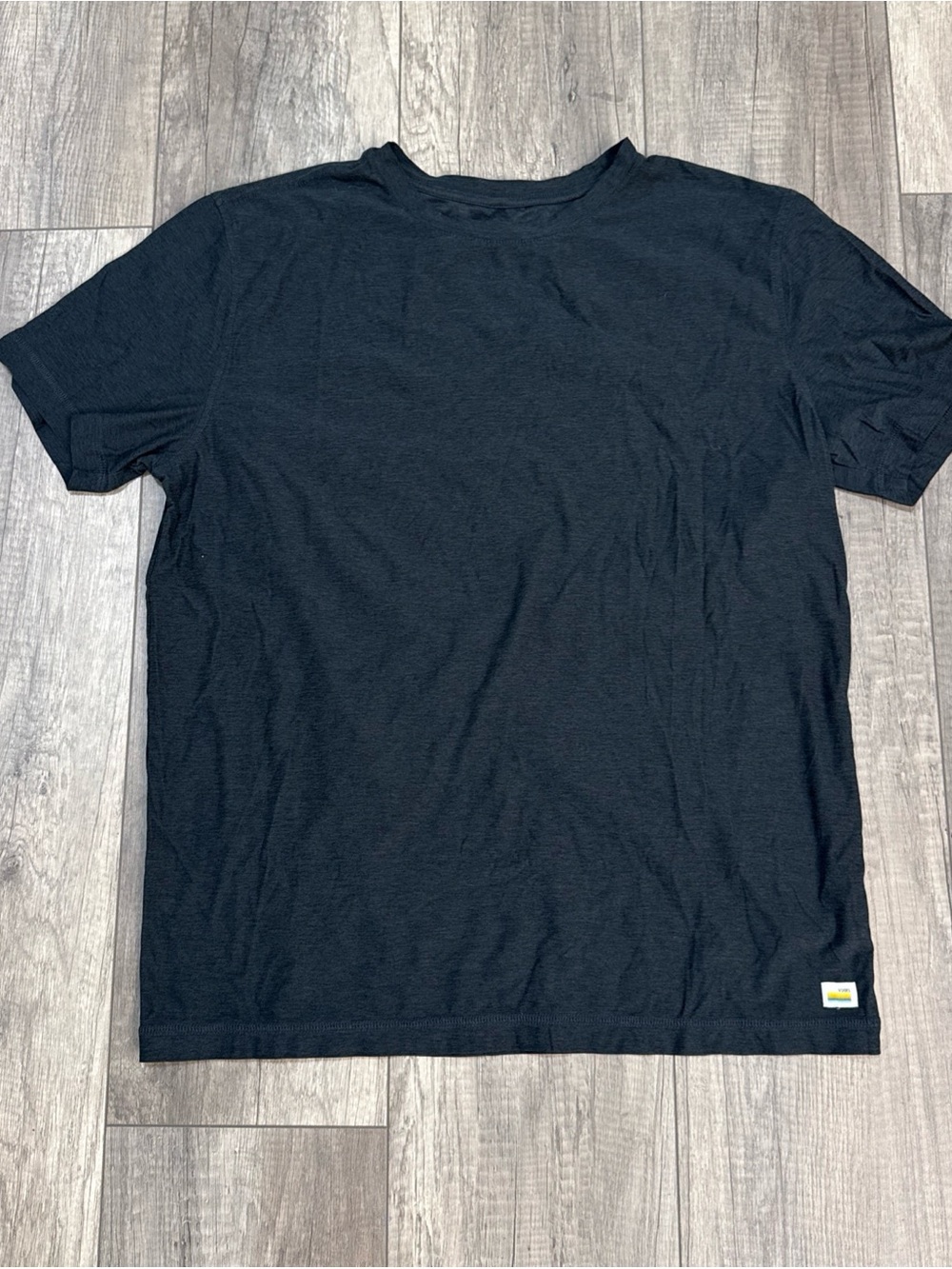 Vuori Heathered Black Short Sleeve Tee